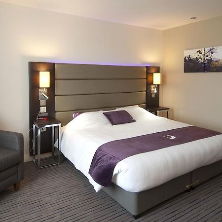 Premier Inn Harlow Exteriör bild