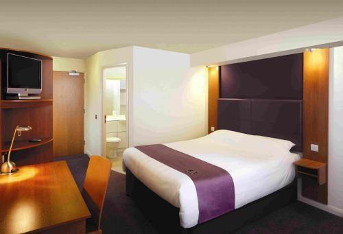Premier Inn Harlow Exteriör bild
